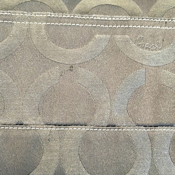 COACH | Madison Op Art Tote - Picture 13 of 13